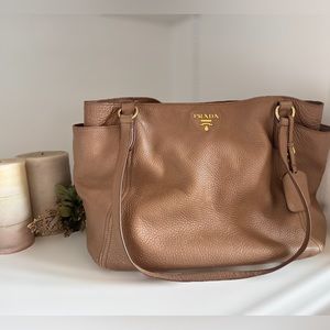🤎 Prada Tan Leather Hobo Purse 🤎